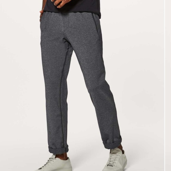 lululemon Men’s Discipline Pant in Heathered Black Size S - Picture 2 of 12